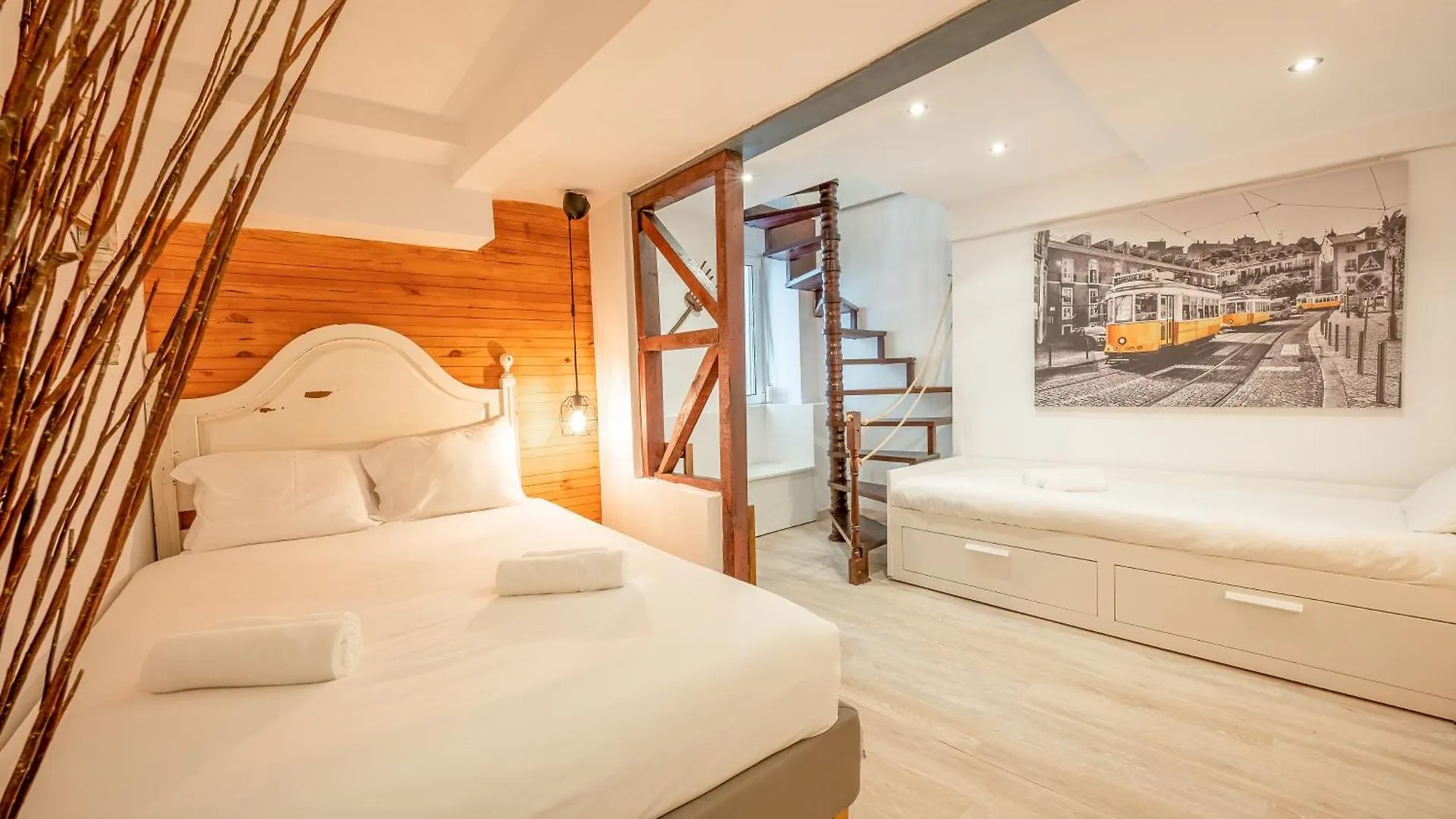 Cozy Getaway In Alfama By Lovelystay Lisbon